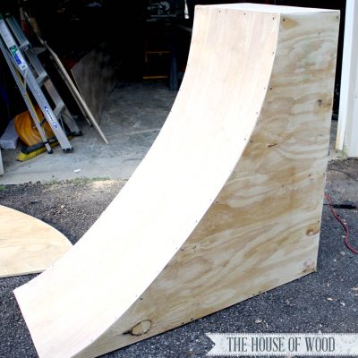 DIY (Fake) Quarter Pipe