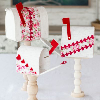 DIY Valentine’s Day Mailboxes