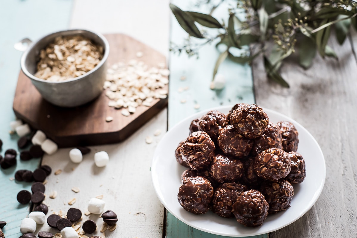 no-bake peanut butter oatmeal balls