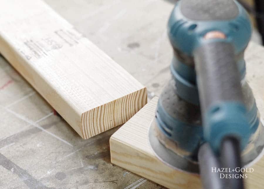 Easy DIY Outdoor Bench - Sand all the pieces