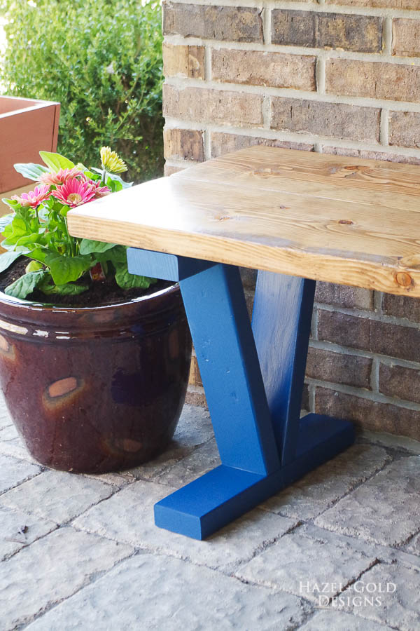 Easy DIY Outdoor Bench - vertical image