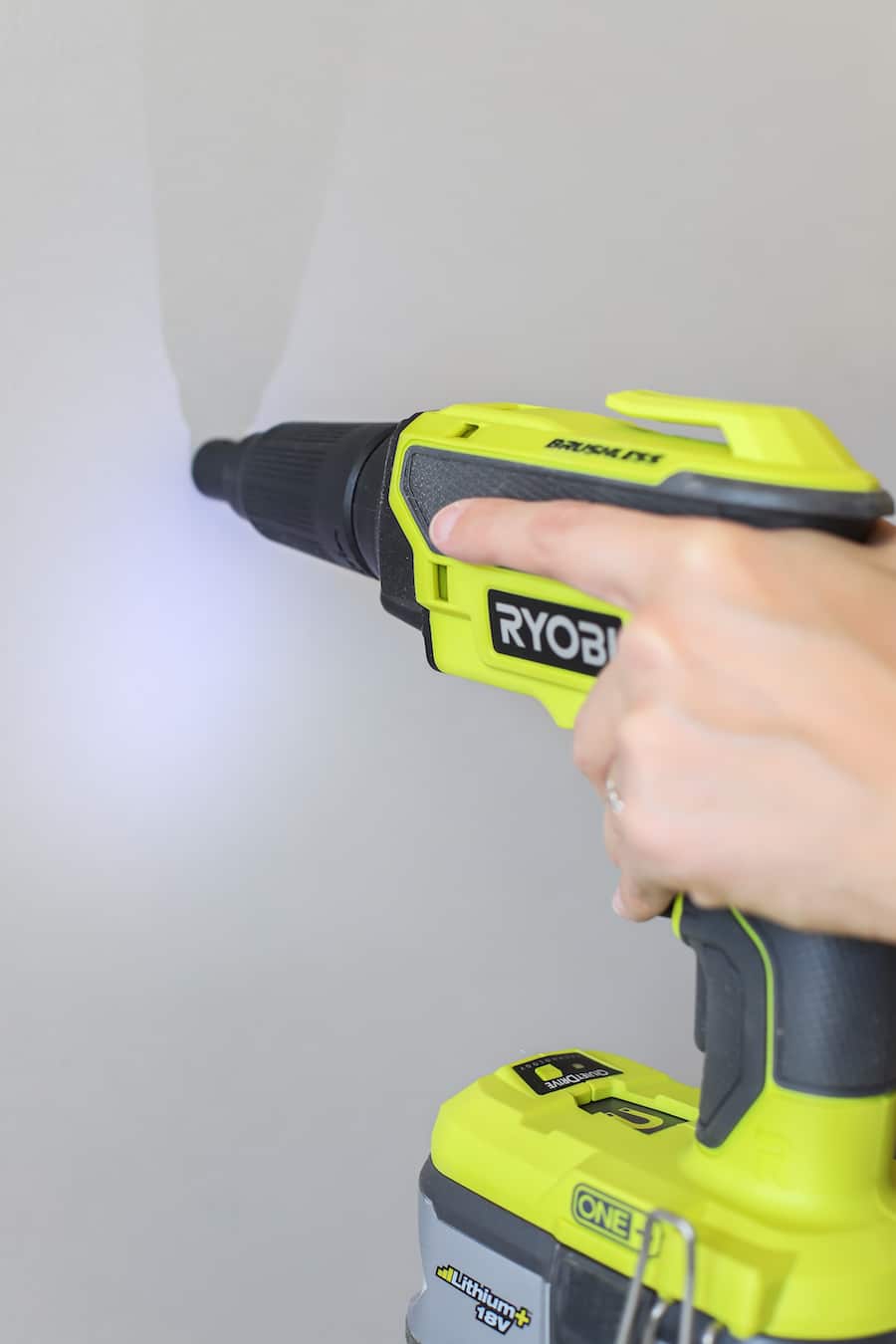 RYOBI-drywall-screw-gun-review