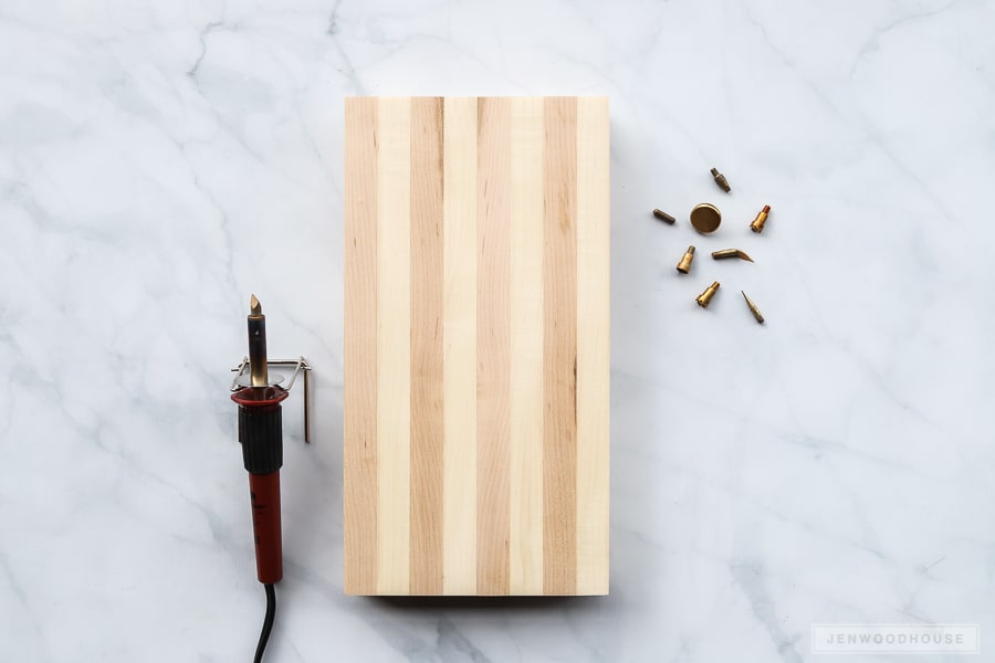 How to make a wood burned cutting board - perfect for Mother's Day!