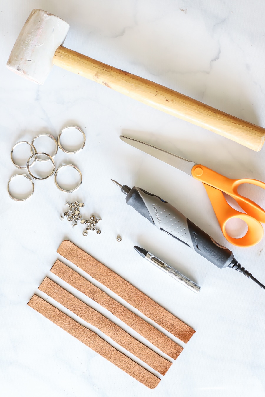 How to make a DIY personalized leather keychain