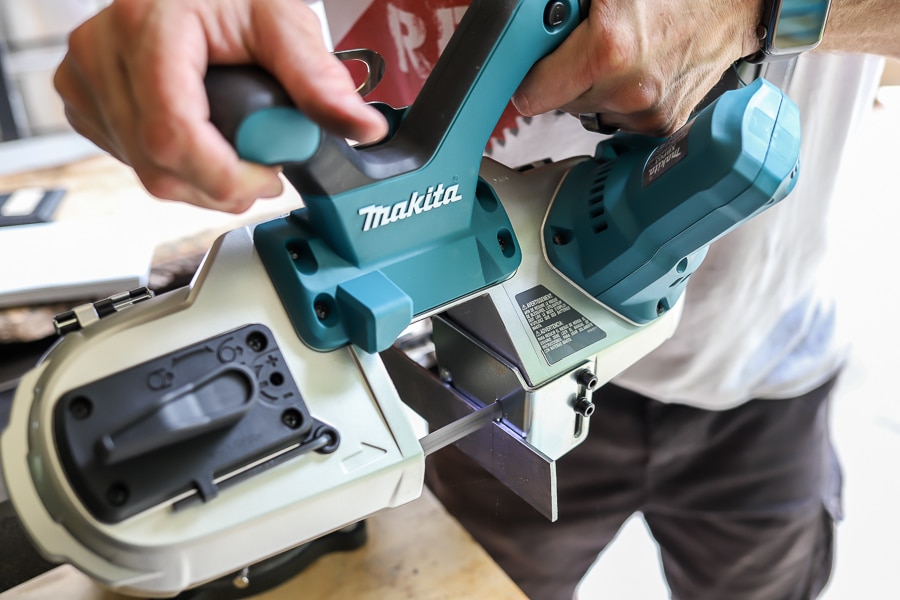 Tool review of Makita Cordless Bandsaw