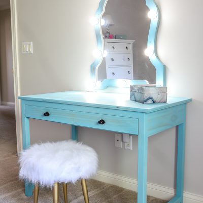 DIY Makeup Vanity Mirror with Lights