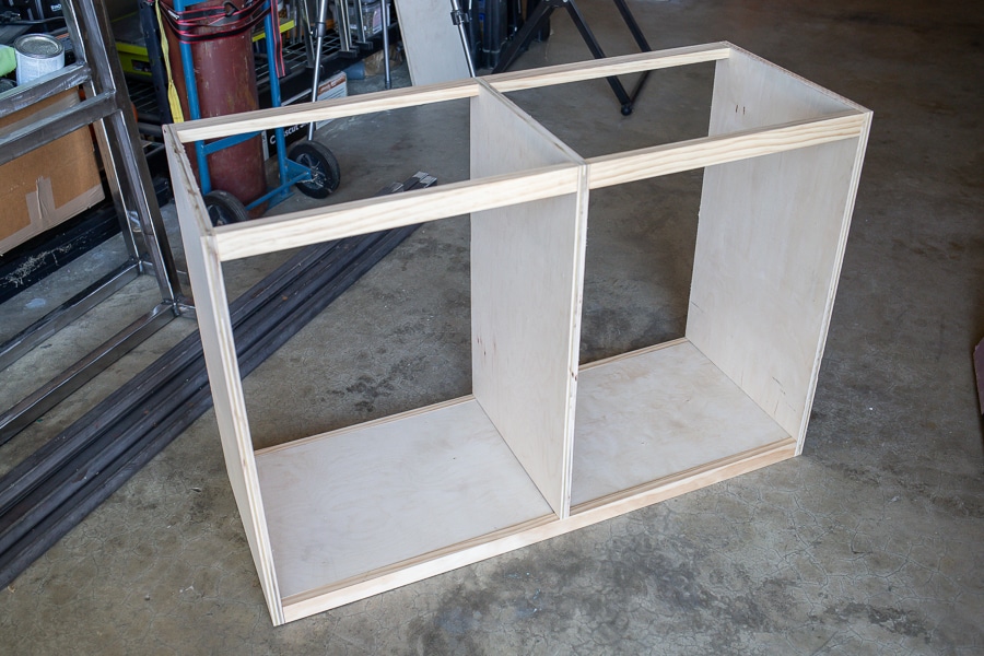 Building the carcass for the entryway cabinet