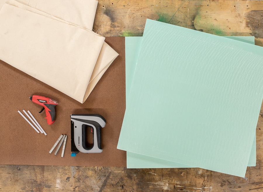 How to make a DIY pinboard - supplies