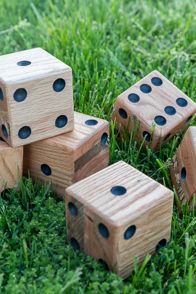 How to make giant yard dice