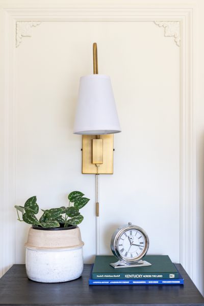 How to install wainscoting picture frame molding on the walls