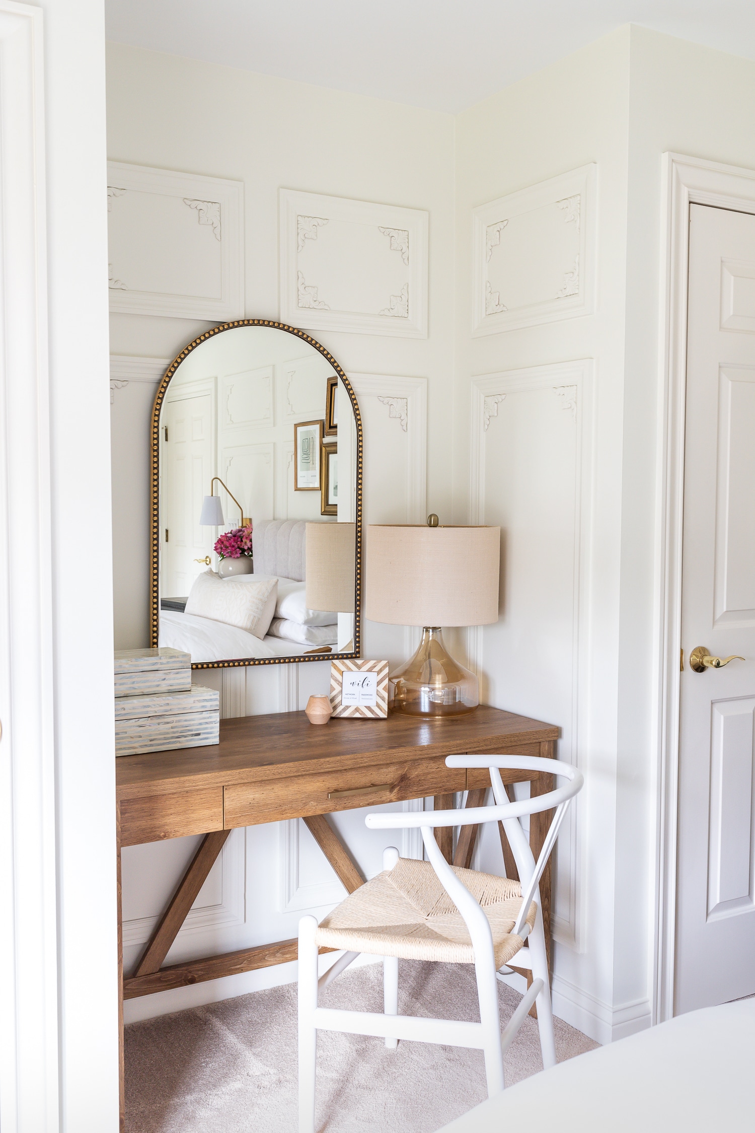 How to install picture frame molding wainscoting on the wall