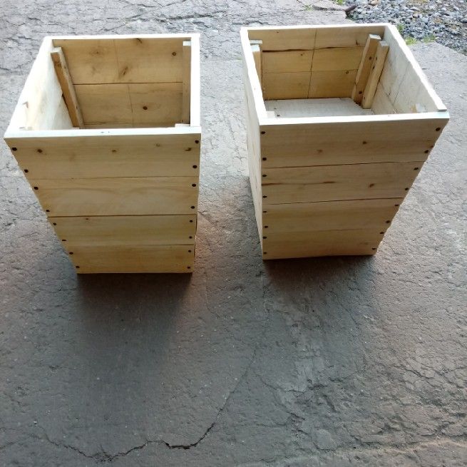 Tapered planter