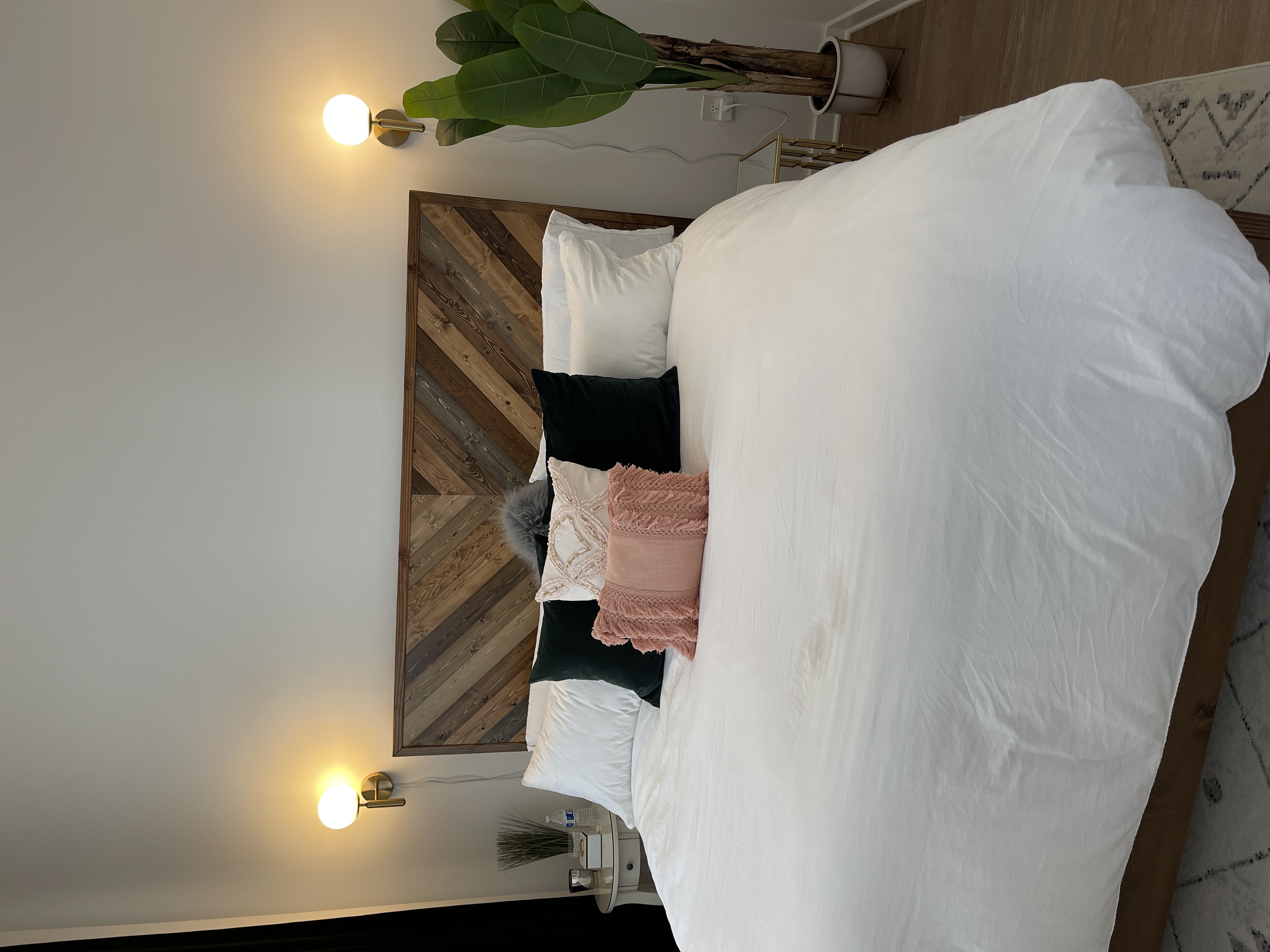 New king bed