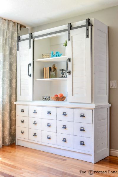 How to build a gorgeous farmhouse sliding barn door buffet and hutch